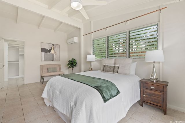 903 Alahaki Street, Kailua, HI 96734