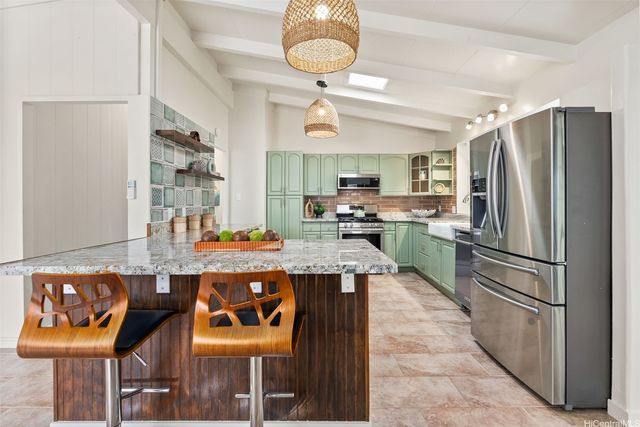 903 Alahaki Street, Kailua, HI 96734