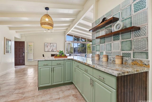 903 Alahaki Street, Kailua, HI 96734