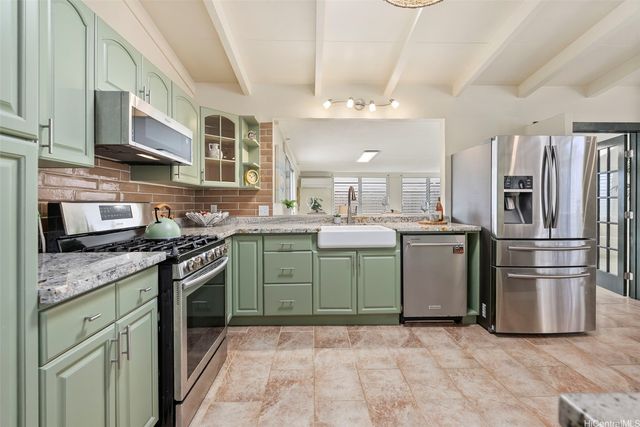 903 Alahaki Street, Kailua, HI 96734