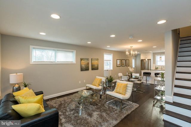 951 JEFFERSON ST NE, Washington, DC 20011