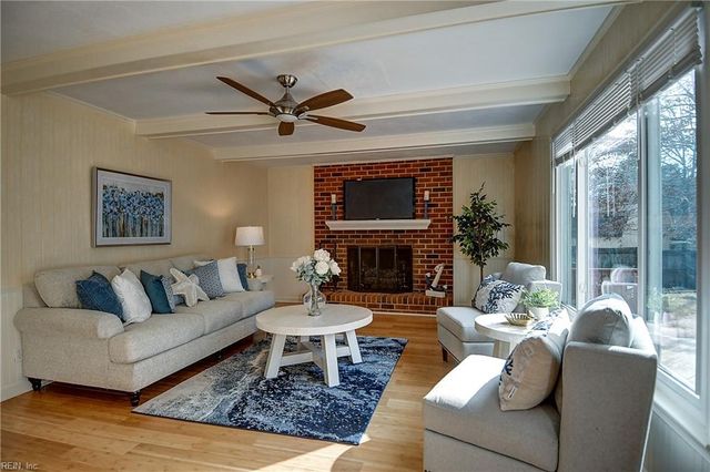 229 Oakengate TURN, Virginia Beach, VA 23462