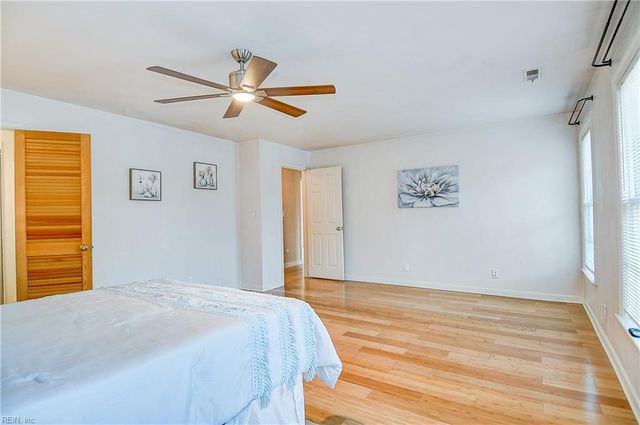 229 Oakengate TURN, Virginia Beach, VA 23462