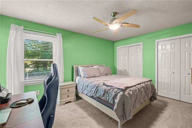 1800 Rivertrace Point, High Point, NC 27265