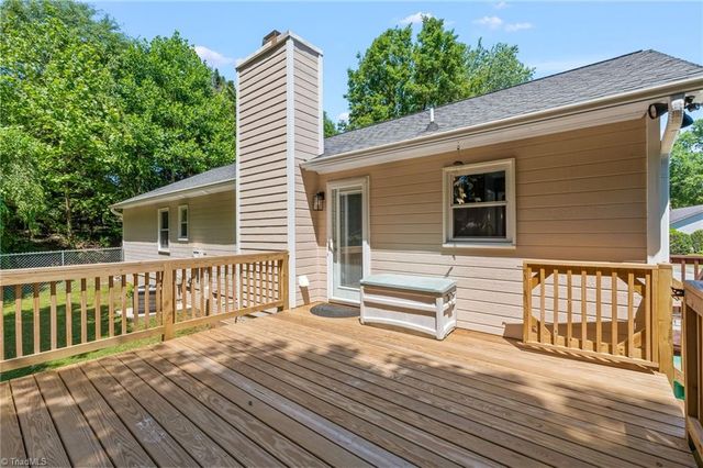 1800 Rivertrace Point, High Point, NC 27265