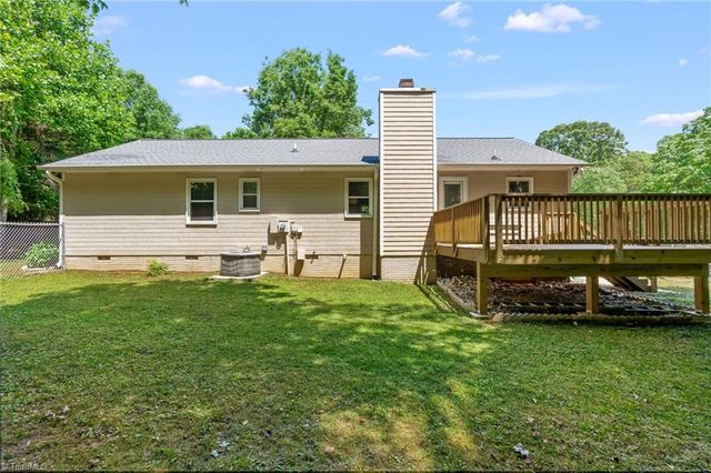 1800 Rivertrace Point, High Point, NC 27265
