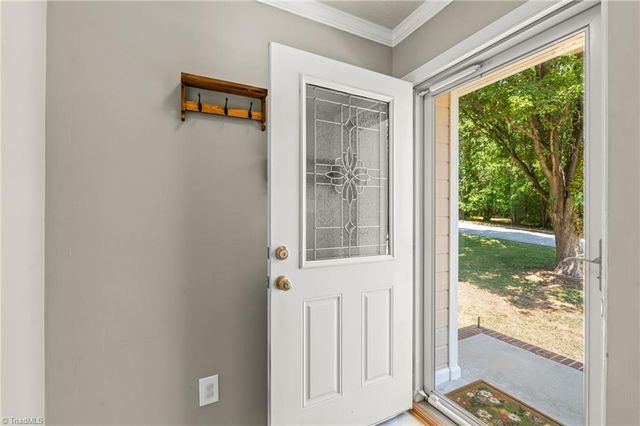 1800 Rivertrace Point, High Point, NC 27265