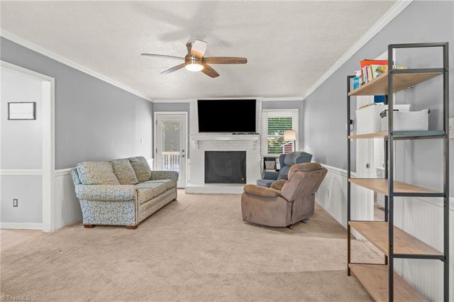 1800 Rivertrace Point, High Point, NC 27265