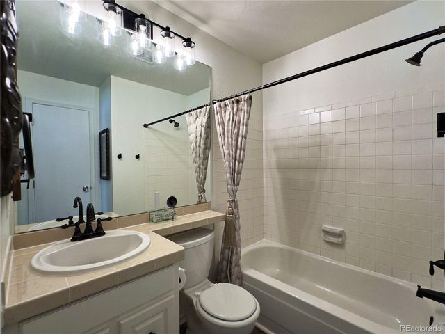 15475 E Louisiana Ave, Aurora, CO 80017