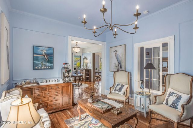 102 S 7TH Street, Fernandina Beach, FL 32034