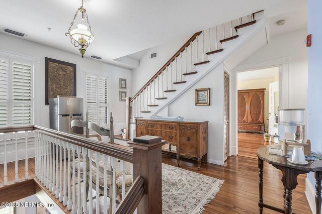 102 S 7TH Street, Fernandina Beach, FL 32034