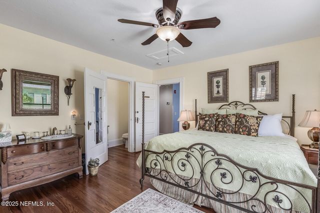 102 S 7TH Street, Fernandina Beach, FL 32034