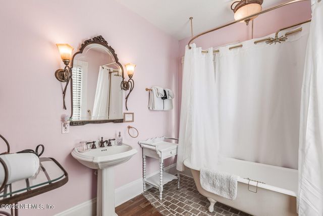 102 S 7TH Street, Fernandina Beach, FL 32034