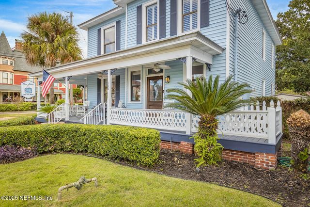 102 S 7TH Street, Fernandina Beach, FL 32034
