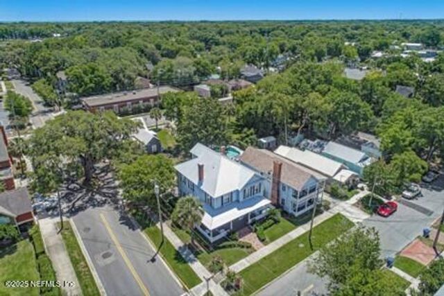 102 S 7TH Street, Fernandina Beach, FL 32034