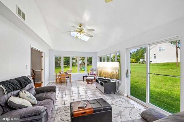 3006 APPLEDALE RD, Norristown, PA 19403