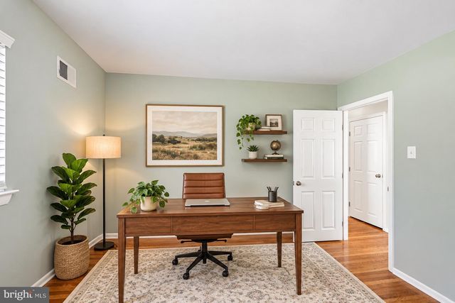 3006 APPLEDALE RD, Norristown, PA 19403