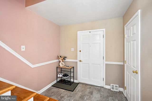 3006 APPLEDALE RD, Norristown, PA 19403