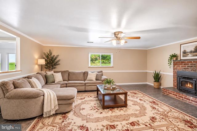 3006 APPLEDALE RD, Norristown, PA 19403