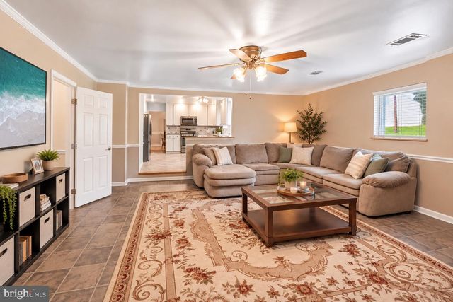 3006 APPLEDALE RD, Norristown, PA 19403