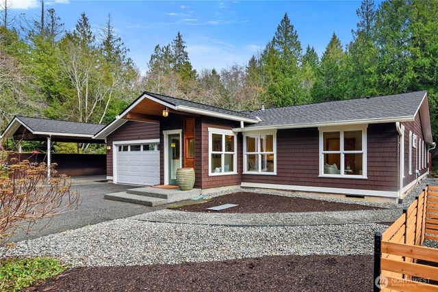 6133 NE Lariat Loop, Bainbridge Island, WA 98110