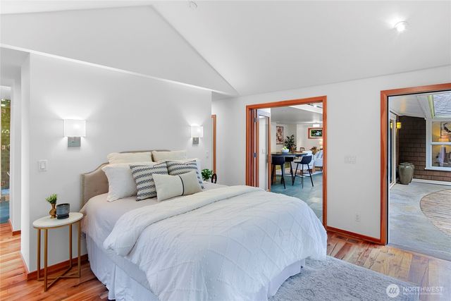 6133 NE Lariat Loop, Bainbridge Island, WA 98110