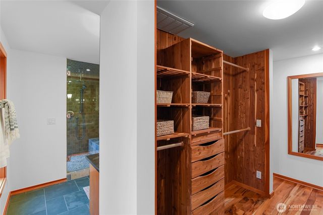 6133 NE Lariat Loop, Bainbridge Island, WA 98110