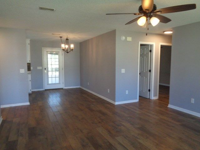 102 Holiday, Taylor, AL 36301