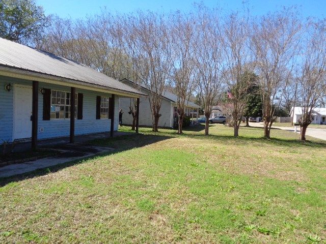 102 Holiday, Taylor, AL 36301