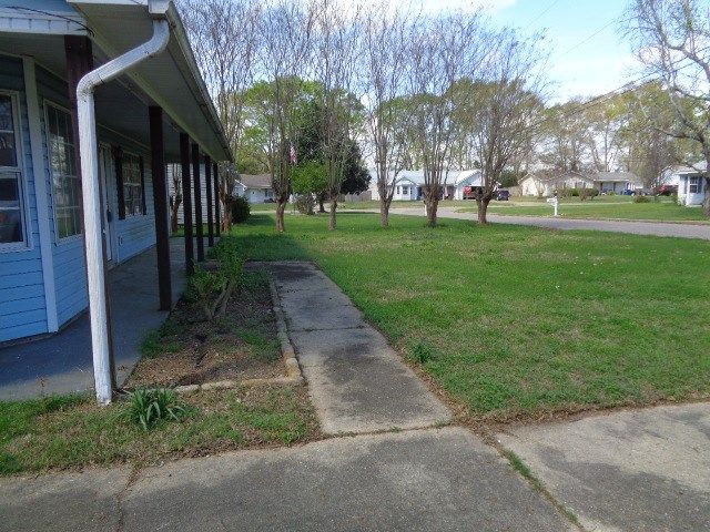 102 Holiday, Taylor, AL 36301