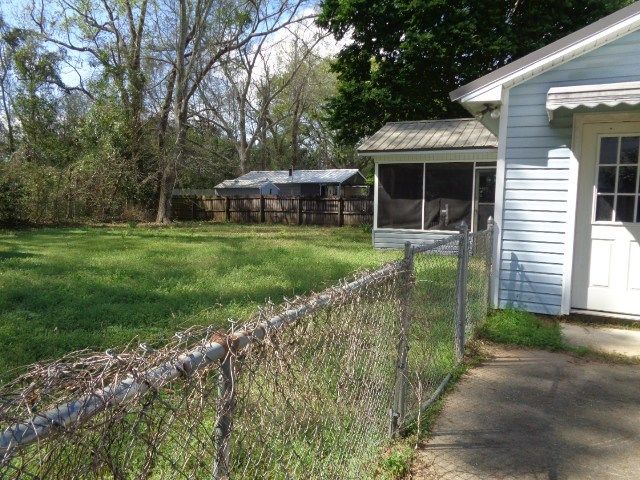 102 Holiday, Taylor, AL 36301