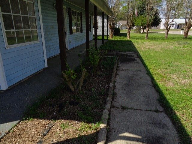 102 Holiday, Taylor, AL 36301