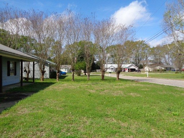 102 Holiday, Taylor, AL 36301