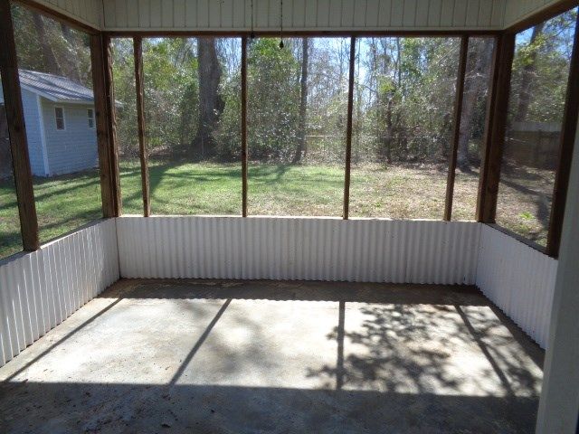 102 Holiday, Taylor, AL 36301