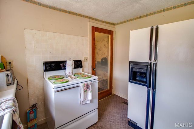 706 Harrison Street, Jerseyville, IL 62052