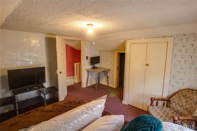 706 Harrison Street, Jerseyville, IL 62052