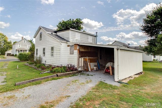 706 Harrison Street, Jerseyville, IL 62052