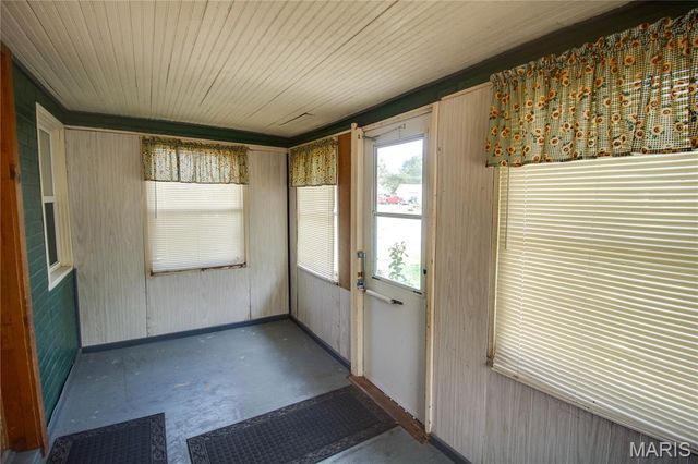 706 Harrison Street, Jerseyville, IL 62052