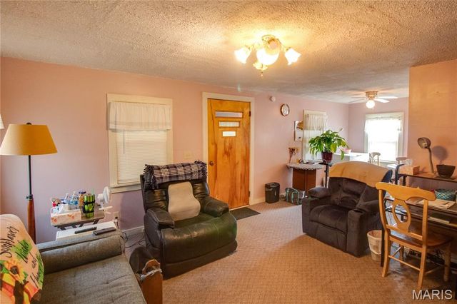 706 Harrison Street, Jerseyville, IL 62052