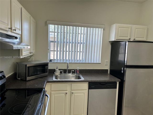 1791 NW 96th Ter 4K, Pembroke Pines, FL 33024