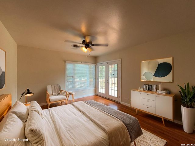 116 Lyman Dr, Terrell Hills, TX 78209