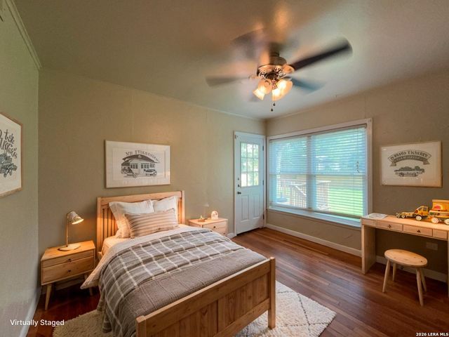 116 Lyman Dr, Terrell Hills, TX 78209