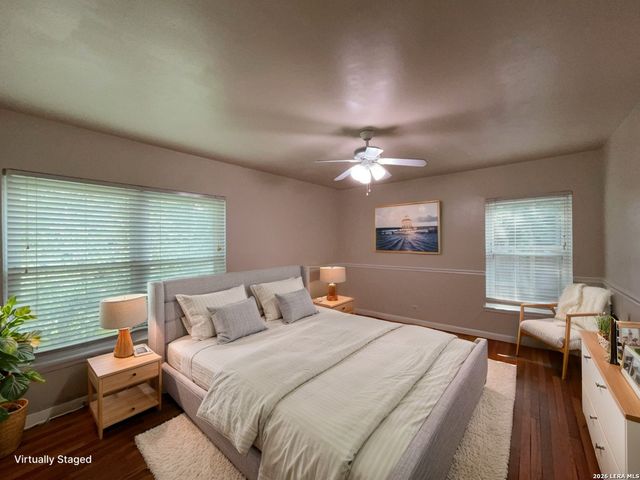 116 Lyman Dr, Terrell Hills, TX 78209