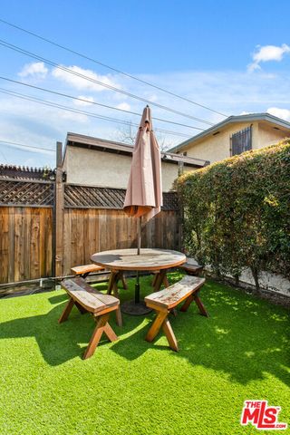 123 Ellita Place, Los Angeles, CA 90042