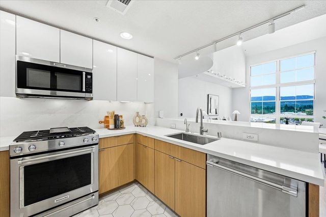 20488 Stevens Creek Boulevard 1816, Cupertino, CA 95014