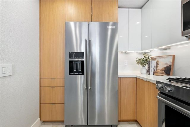 20488 Stevens Creek Boulevard 1816, Cupertino, CA 95014
