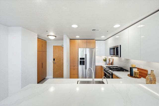 20488 Stevens Creek Boulevard 1816, Cupertino, CA 95014