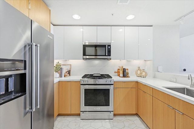 20488 Stevens Creek Boulevard 1816, Cupertino, CA 95014