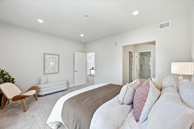 20488 Stevens Creek Boulevard 1816, Cupertino, CA 95014