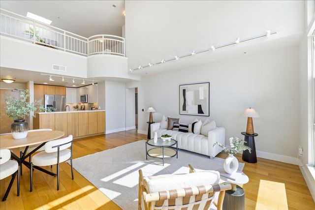 20488 Stevens Creek Boulevard 1816, Cupertino, CA 95014